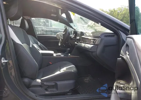 2025 Toyota Camry Se из США, поврежденный, VIN 4T1DAACKXSU038618